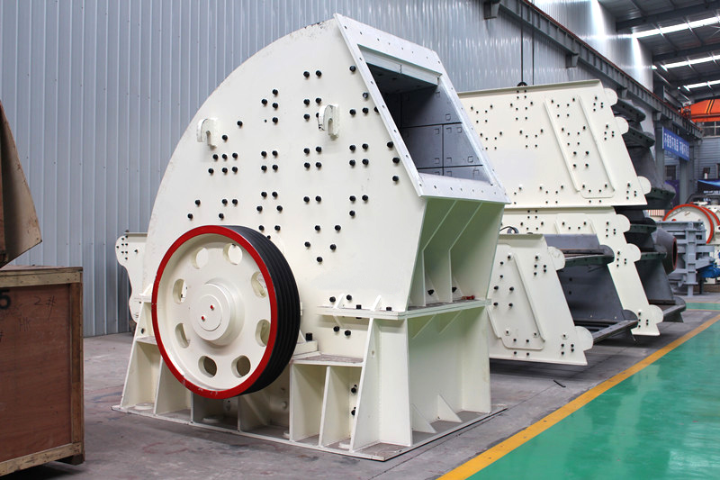 重錘式破碎機(jī).jpg 重錘式破碎機(jī).jpg