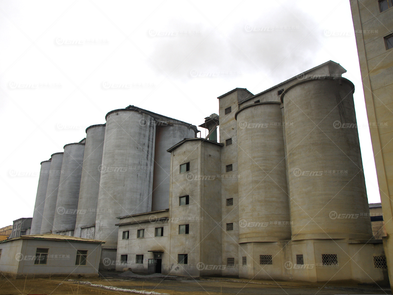 機立窯水泥生產線現(xiàn)場實拍.jpg 機立窯水泥生產線現(xiàn)場實拍.jpg