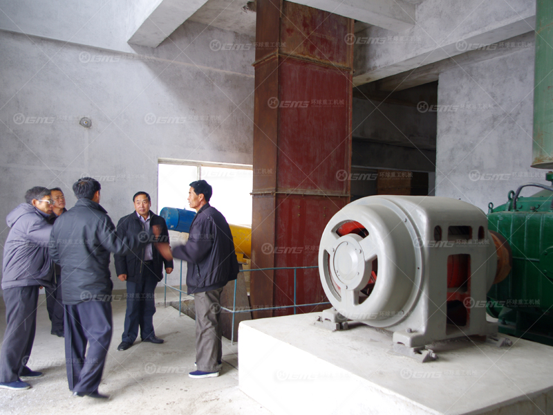 機立窯水泥生產線現(xiàn)場實拍.jpg 機立窯水泥生產線現(xiàn)場實拍.jpg